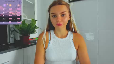 Snapshot of sweet_sabriina chatting on 07-05-26, 06:31 Sabina online show from 07-05-26, 06:31