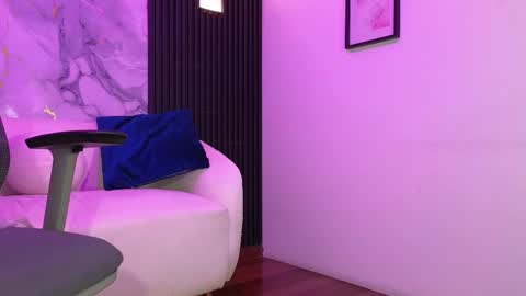 Santiago online show from 10-06-25, 07:11