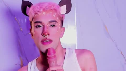 Santiago online show from 10-31-25, 08:32