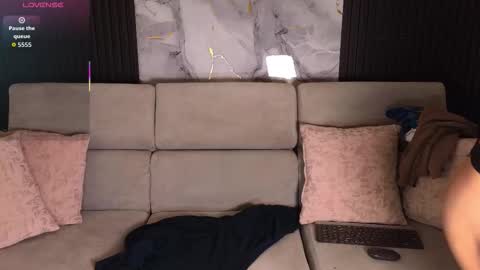 Santiago online show from 11-03-25, 08:10