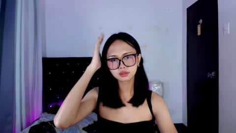 lovesavii online show from 05-04-26, 10:44