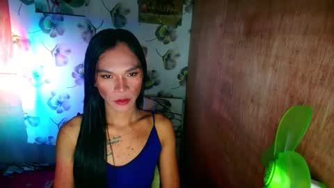 Zhienne online show from 11-22-25, 11:42