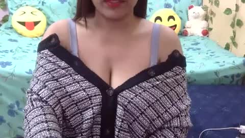 sweet_shivani online show from 12-04-24, 08:01
