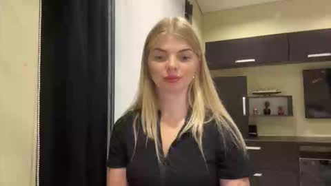 Mira online show from 09-17-25, 07:48