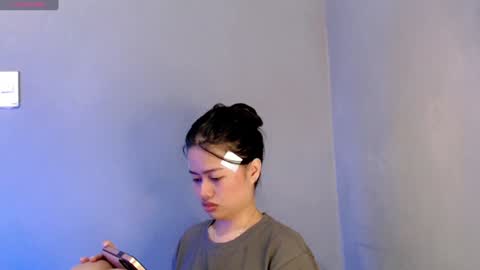 Leah online show from 02-02-25, 05:10