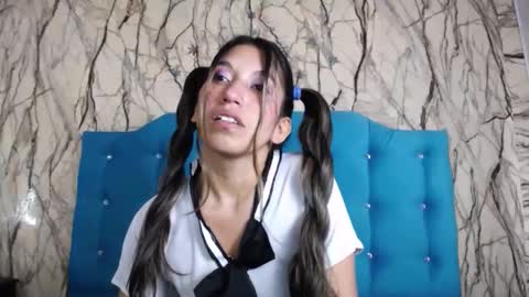 Snapshot of sweet_skylove_ chatting on 01-03-25, 04:06 Adriana online show from 01-03-25, 04:06