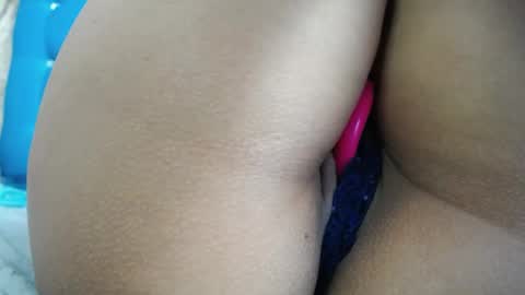 Snapshot of sweet_skylove_ chatting on 01-19-25, 07:04 Adriana online show from 01-19-25, 07:04