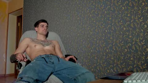 sweet_smith8 online show from 01-13-26, 04:29