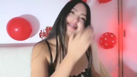 Snapshot of sweet_sophie_7 chatting on 02-13-26, 06:20 sweet_sophie_7 online show from 02-13-26, 06:20