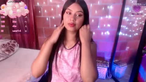 Snapshot of sweet_susy999 chatting on 02-11-25, 09:14 susy 222 online show from 02-11-25, 09:14