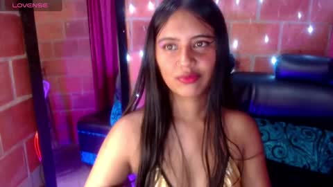 Snapshot of sweet_susy999 chatting on 02-21-25, 03:12 susy 222 online show from 02-21-25, 03:12