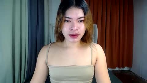 Snapshot of sweet_trexie chatting on 05-08-26, 10:42 sweet_trexie online show from 05-08-26, 10:42
