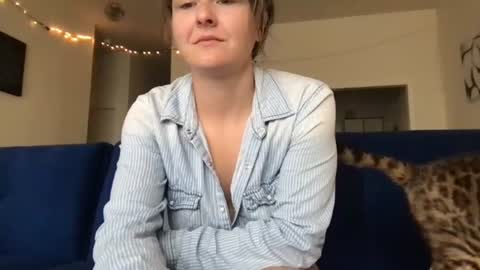 Heidi Brenner - Please check bio for schedule  FAQ online show from 06-28-26, 02:34