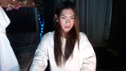 Snapshot of sweet_vell chatting on 04-23-26, 11:20 sweet_vell online show from 04-23-26, 11:20