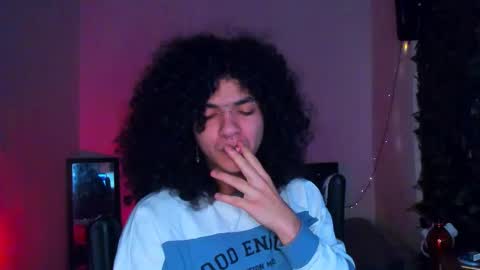 Steven independent model online show from 02-05-26, 01:27