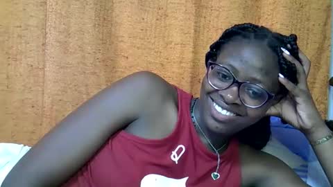 sweet_zarah online show from 04-10-26, 08:19