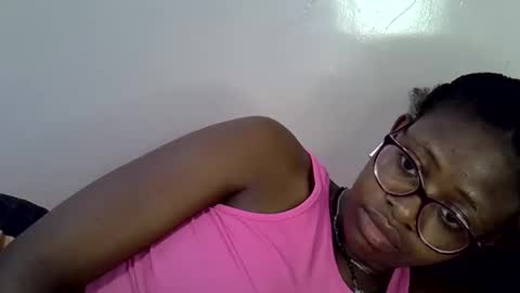 sweet_zarah online show from 04-28-26, 04:12