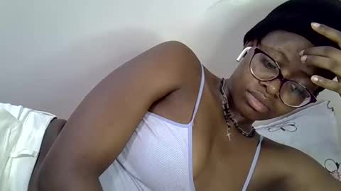 sweet_zarah online show from 05-01-26, 02:27