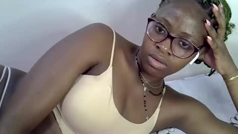 sweet_zarah online show from 05-04-26, 01:07
