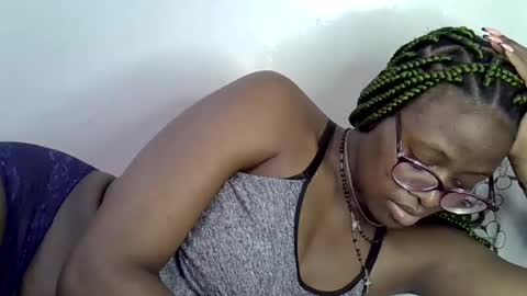 sweet_zarah online show from 05-07-26, 03:39