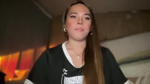 Snapshot of sweetalexa19 chatting on 12-26-24, 03:10 alexa your one and only queen online show from 12-26-24, 03:10