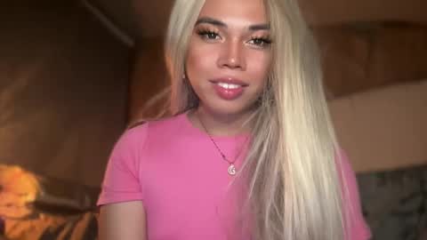 Snapshot of sweetalexa19 chatting on 12-30-24, 05:13 alexa your one and only queen online show from 12-30-24, 05:13