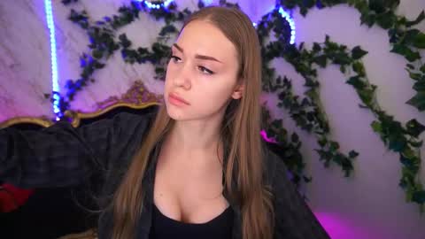 Snapshot of sweetangellic chatting on 09-14-25, 12:37 SweetAngellic online show from 09-14-25, 12:37