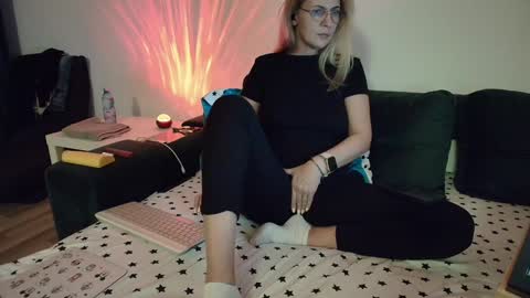 Snapshot of sweetania_ chatting on 01-30-25, 10:41 Ania online show from 01-30-25, 10:41
