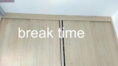 Camila online show from 01-20-25, 08:40