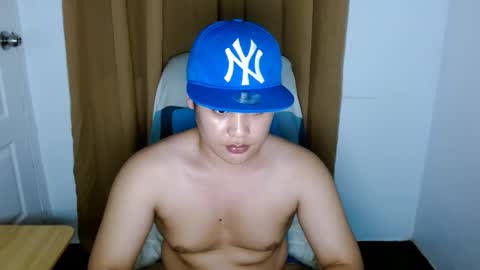 Snapshot of sweetasiangay chatting on 02-15-26, 03:09 sweetasiangay online show from 02-15-26, 03:09