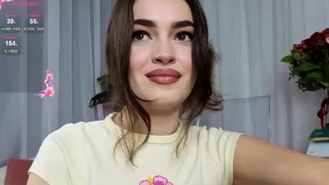 Snapshot of sweetauraa chatting on 06-27-26, 02:01 Aura online show from 06-27-26, 02:01