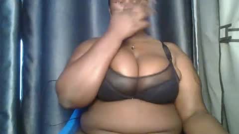 Snapshot of sweetbaby46 chatting on 12-19-24, 04:02 sweetbaby46 online show from 12-19-24, 04:02