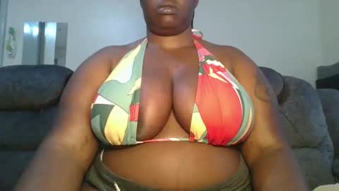 Snapshot of sweetbaby46 chatting on 01-08-25, 01:31 sweetbaby46 online show from 01-08-25, 01:31