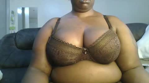 Snapshot of sweetbaby46 chatting on 01-10-25, 12:04 sweetbaby46 online show from 01-10-25, 12:04