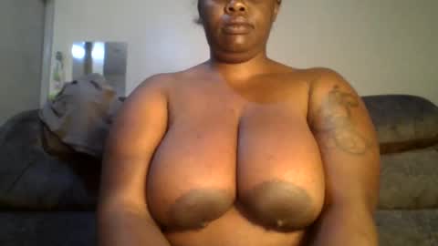Snapshot of sweetbaby46 chatting on 02-04-25, 02:49 sweetbaby46 online show from 02-04-25, 02:49