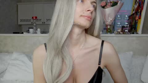 Snapshot of sweetbabyxx2021 chatting on 12-03-24, 04:03 sweetbabyxx2021 online show from 12-03-24, 04:03