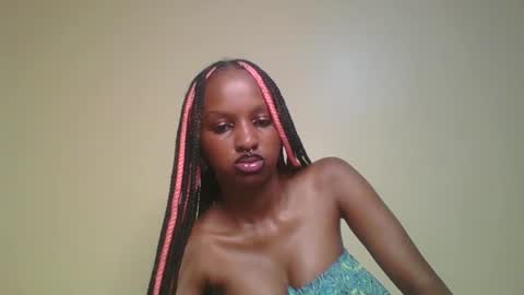 sweetberry30 online show from 03-12-25, 10:26