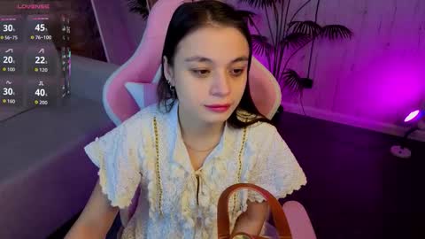 Snapshot of sweetblushie chatting on 02-24-26, 01:25 Kim online show from 02-24-26, 01:25