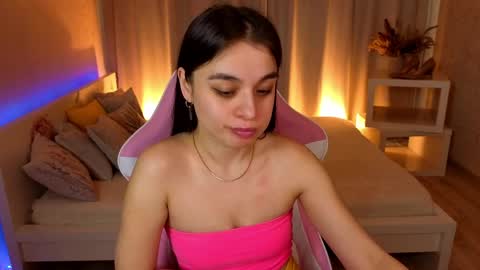 Snapshot of sweetblushie chatting on 04-06-26, 04:46 Kim online show from 04-06-26, 04:46