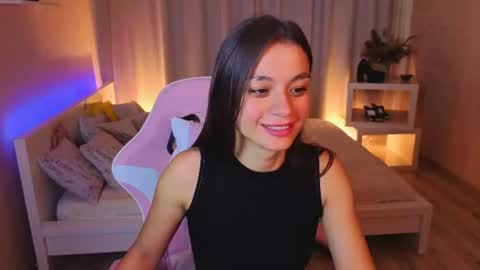 Kim online show from 06-25-26, 01:05