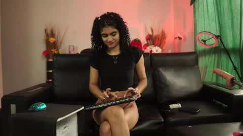 Salom independent model online show from 12-04-25, 06:49