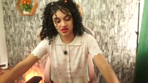 Salom independent model online show from 05-11-26, 07:11
