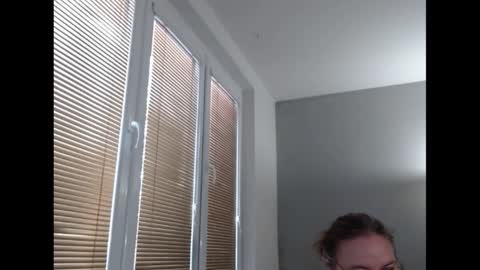 Sweetboobs85h online show from 02-11-25, 09:20