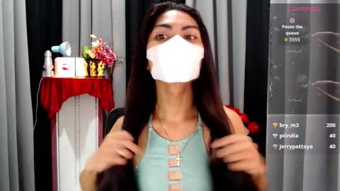 Snapshot of sweetbutpsychoxxx chatting on 11-11-25, 09:48 Dos online show from 11-11-25, 09:48