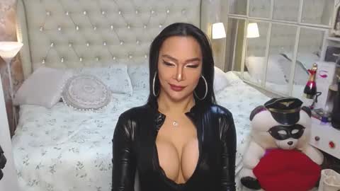 Carla online show from 01-07-25, 04:18