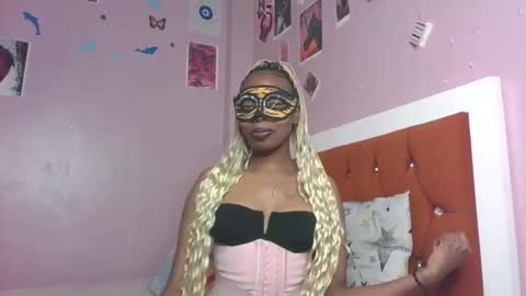 Snapshot of sweetcandie_12 chatting on 05-14-26, 02:18 Ellah xx online show from 05-14-26, 02:18