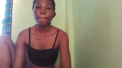 sweetcandy910 online show from 11-03-25, 02:40