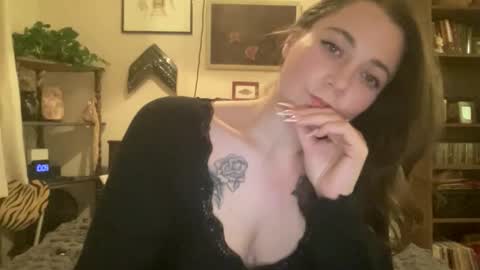 sweetcandy online show from 11-29-25, 06:05