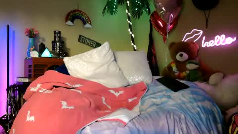 Snapshot of sweetcarimilla83 chatting on 03-03-26, 08:09 Jillian online show from 03-03-26, 08:09