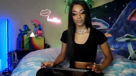 Snapshot of sweetcarimilla83 chatting on 03-15-26, 07:36 Jillian online show from 03-15-26, 07:36